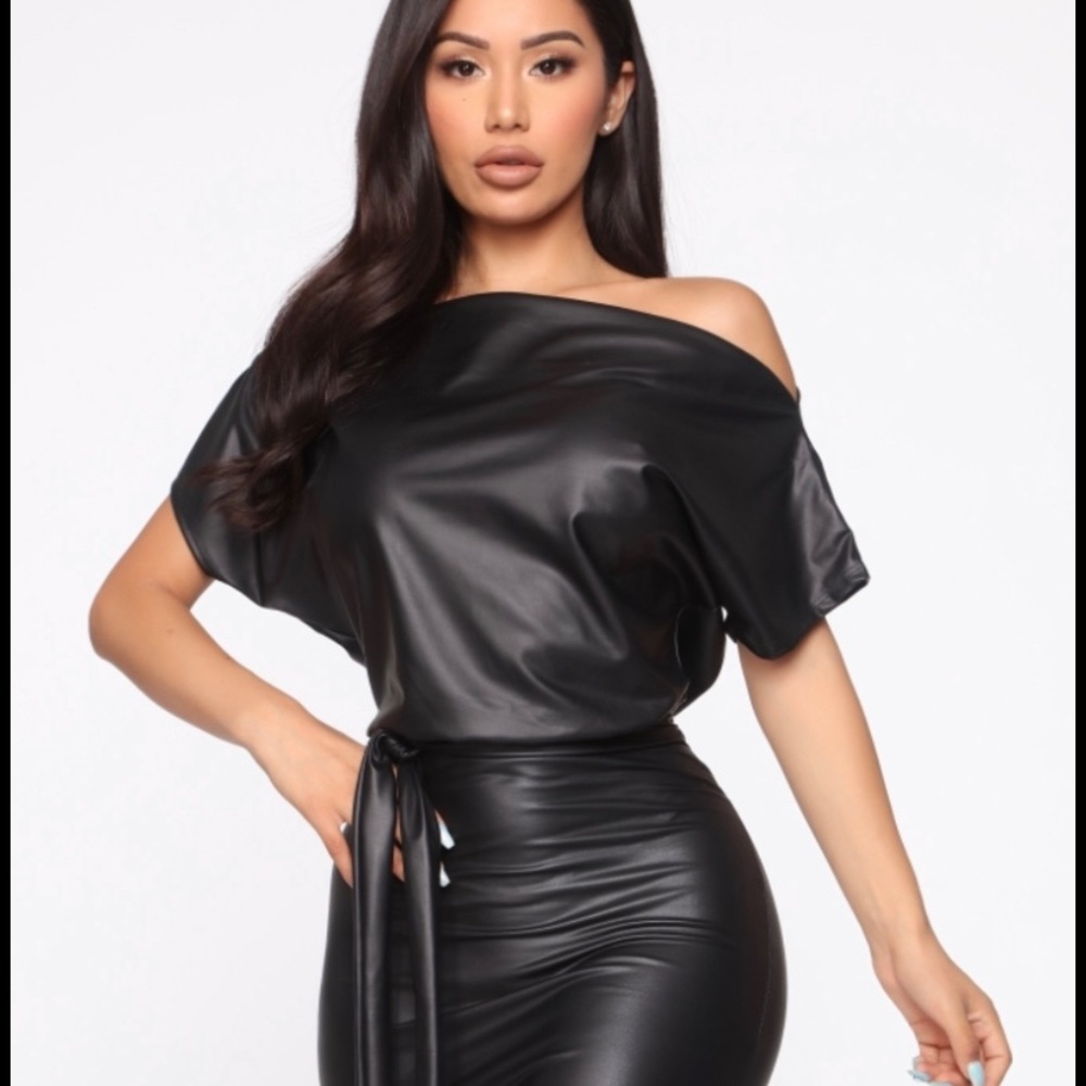Fashion Nova Medium/ Not leather